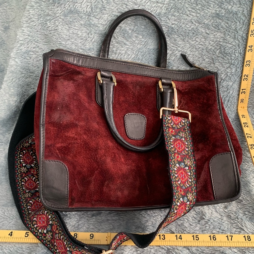 🚫SOLD❌. 
Gucci vintage - dyed suede